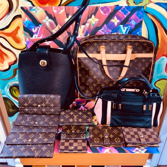 🔥🔥🔥Authentic LOUIS VUITTON BAGS & WALLETS❤️‼️‼️ - Picture 8 of 11